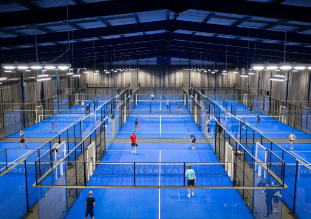 lapangan padel